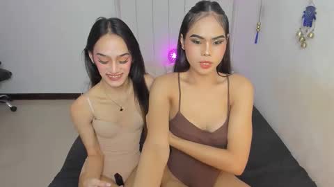 Snapshot of aliyah_bucks chatting on October 10, 8:31 am hello your lovely ALIYAH online show from October 10, 8:31 am