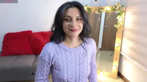 Snapshot of alizee_p chatting on October 9, 11:43 pm alizee_p online show from October 9, 11:43 pm