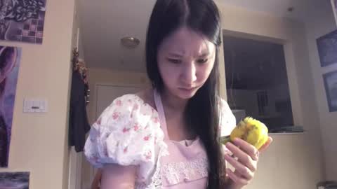 Alize Zaide online show from December 18, 9:21 pm