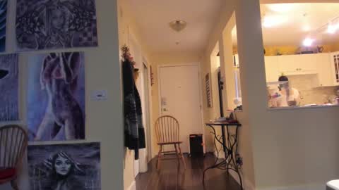 Alize Zaide online show from September 18, 8:13 pm