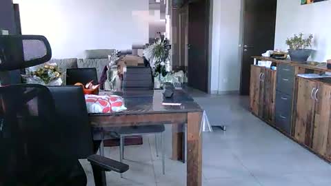 allan57000 online show from January 7, 8:41 am