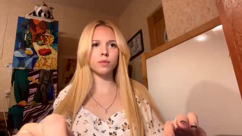 Lina online show from October 22, 2:08 pm