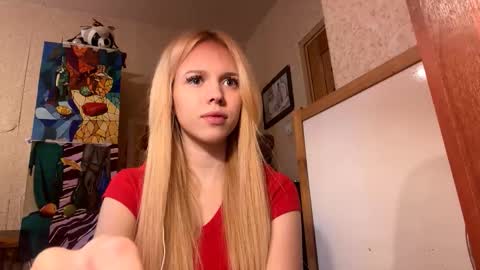 Lina online show from October 25, 7:30 am