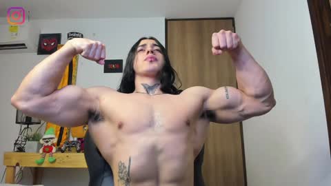 independent model 3 online show from January 18, 9:55 pm