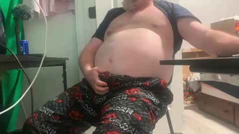 Allergictolove online show from October 24, 11:05 pm