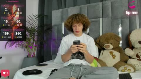 ALLEXANDRO online show from February 9, 1:11 am