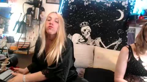 allforthedxll online show from March 11, 2:07 pm