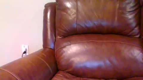 alliebearx online show from January 14, 5:54 pm