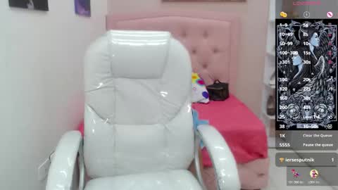 ALLISON online show from November 13, 5:37 pm