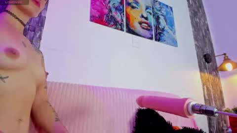 Snapshot of allison_sc chatting on September 19, 8:34 pm Allison sc online show from September 19, 8:34 pm