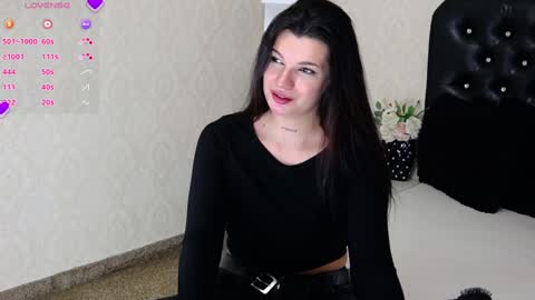 Snapshot of allisonn223 chatting on February 4, 11:38 pm Deea online show from February 4, 11:38 pm