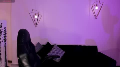 Snapshot of allisonrogersx chatting on October 3, 3:04 am Allison Rogers online show from October 3, 3:04 am