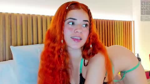 Snapshot of alliss_ginger_ chatting on March 8, 6:10 am A L L I S S online show from March 8, 6:10 am