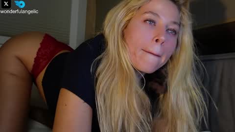 allissonhotbb online show from October 16, 8:51 pm