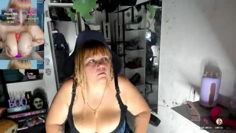 Snapshot of allsson_miller chatting on October 15, 7:15 pm allsson_miller online show from October 15, 7:15 pm