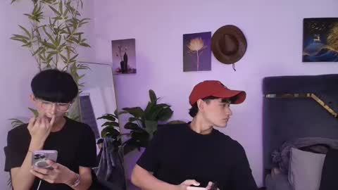 kim and josh online show from March 28, 9:16 pm