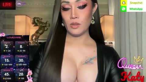 Queen Majesty Katy online show from March 25, 8:43 am