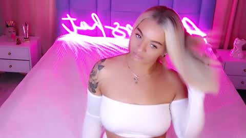 AlwaysHot online show from October 3, 2:21 am