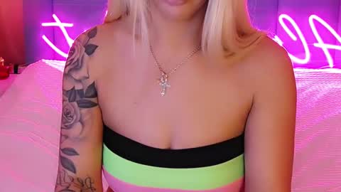 AlwaysHot online show from February 12, 4:23 am