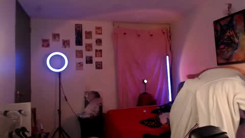 Ally online show from March 12, 2:04 am