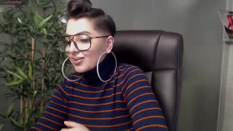         online show from February 21, 11:32 pm