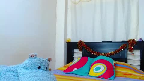 Allyson collins online show from February 27, 4:57 am