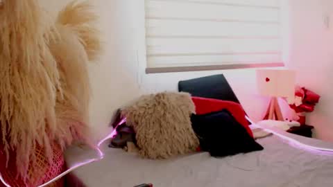 Snapshot of allysonfreeman21 chatting on September 26, 7:11 pm Ally colombiana nice bigBoobs boobs latina online show from September 26, 7:11 pm