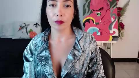 alma_art_ online show from February 2, 5:20 pm