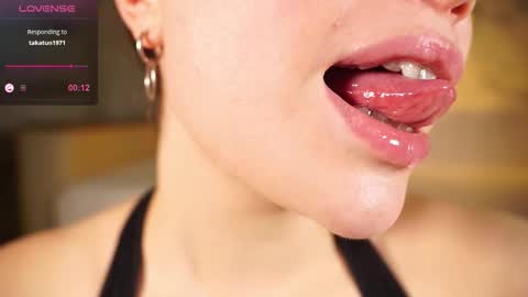 Alma online show from September 30, 5:45 pm