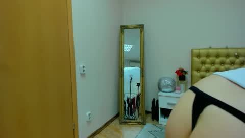 Snapshot of almafancy chatting on February 19, 11:38 am Alma online show from February 19, 11:38 am