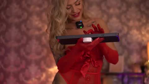 Alma online show from September 24, 7:20 pm