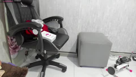 Snapshot of almazz_ chatting on October 13, 7:38 pm Santy online show from October 13, 7:38 pm