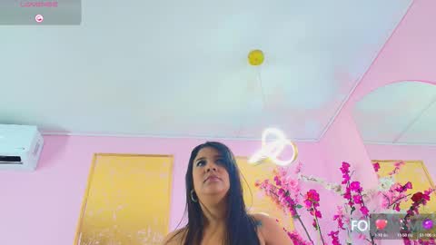 ALMENDRAEVANS online show from September 21, 12:09 pm