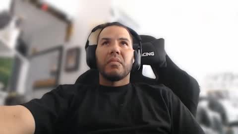 simplyfaded online show from November 16, 10:45 pm