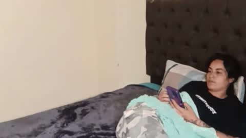 Contreras online show from February 2, 2:42 am