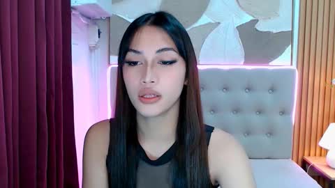 Alondra online show from March 19, 1:44 am