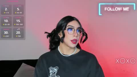 Hazel Bowie online show from February 1, 5:04 am