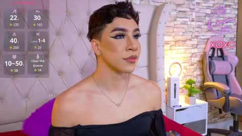 Hazel Bowie online show from April 15, 9:48 pm