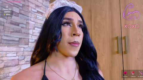 Hazel Bowie online show from April 16, 9:50 pm