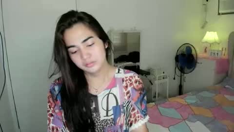 alovelydollnica online show from February 11, 3:43 am