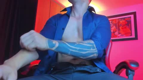 alpha_dominus_ online show from January 12, 8:21 am