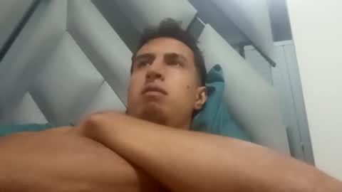 alpha_hairy_ online show from November 17, 8:39 am