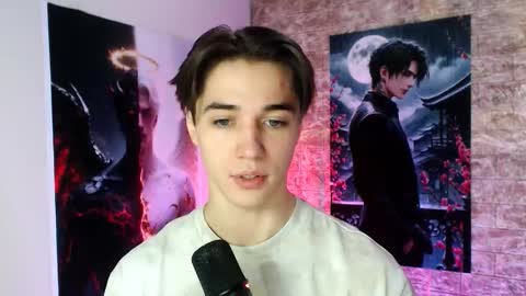 Snapshot of alphadevil11 chatting on October 19, 8:52 am alphadevil11 online show from October 19, 8:52 am