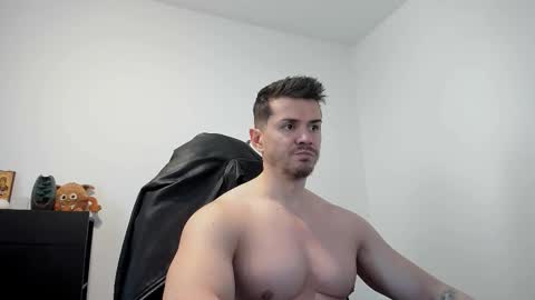 LeatherMaster online show from December 19, 8:43 am