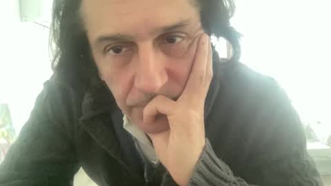 AlphAndre online show from February 17, 1:33 pm