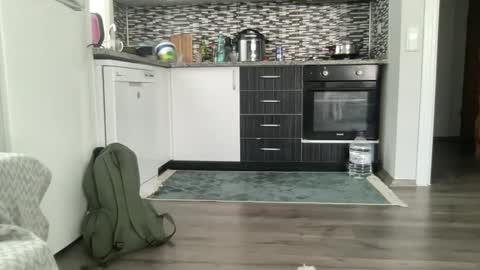 AlphAndre online show from February 26, 8:06 am