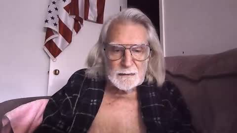 AlphaUniform online show from March 17, 2:55 pm