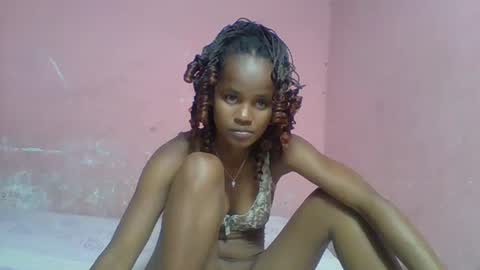 alphosettah online show from December 10, 7:43 pm