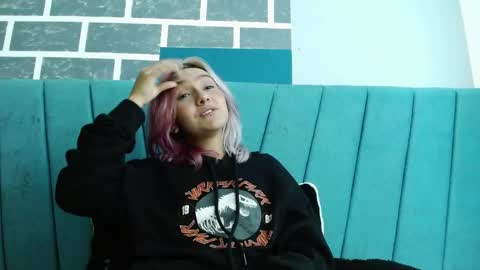 Alter  online show from November 29, 4:25 pm