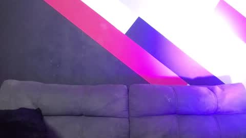 Alter  online show from March 10, 5:39 pm